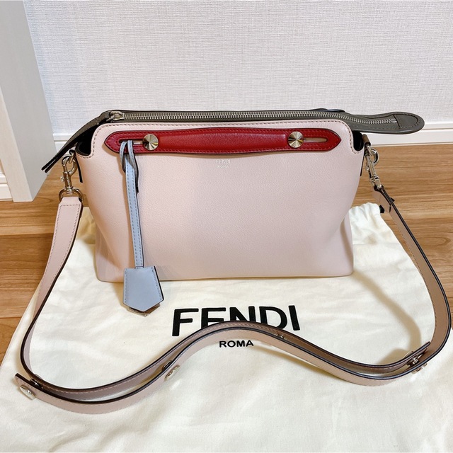 超爆安 FENDI マルチカラー ピンク 保存袋 2way ミディアム フェンディ