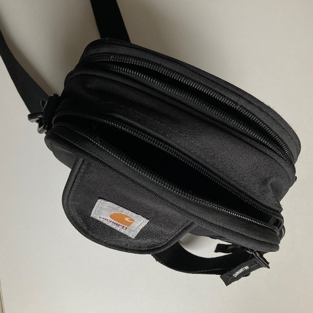 carhartt(カーハート)のCarhartt shoulder bag /black メンズのバッグ(ショルダーバッグ)の商品写真