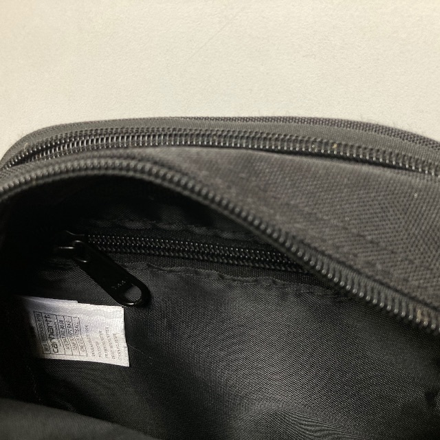 carhartt(カーハート)のCarhartt shoulder bag /black メンズのバッグ(ショルダーバッグ)の商品写真