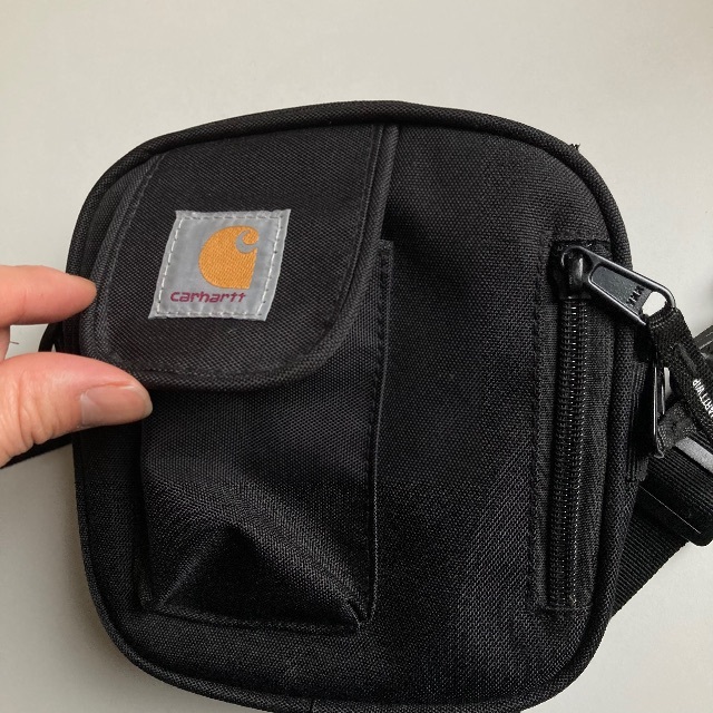 carhartt(カーハート)のCarhartt shoulder bag /black メンズのバッグ(ショルダーバッグ)の商品写真