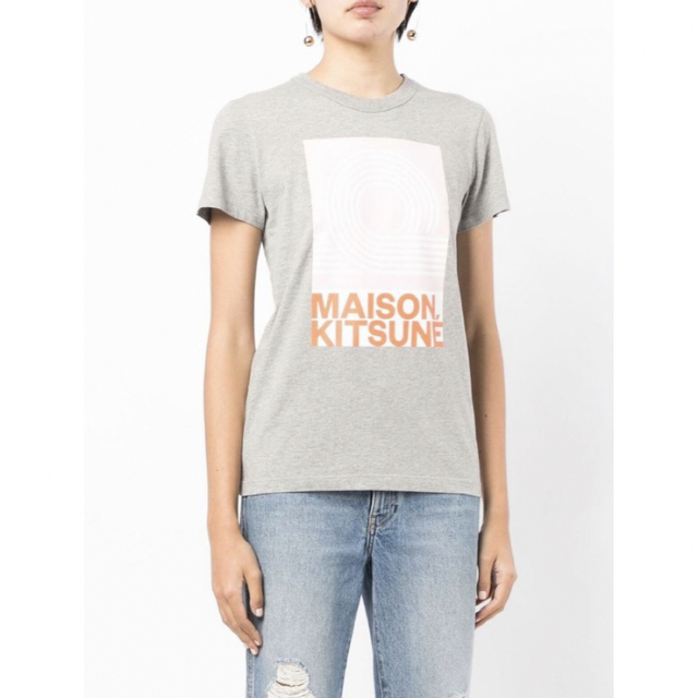 MAISON KITSUNE'(メゾンキツネ)のmaisonkitsune' メゾンキツネ エディション グレー Tシャツ XS レディースのトップス(Tシャツ(半袖/袖なし))の商品写真