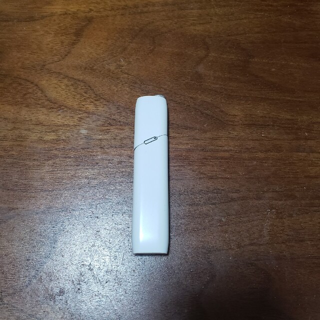 IQOS(アイコス)の【USED】iQOS イルマワン 白 動作確認済 メンズのファッション小物(タバコグッズ)の商品写真