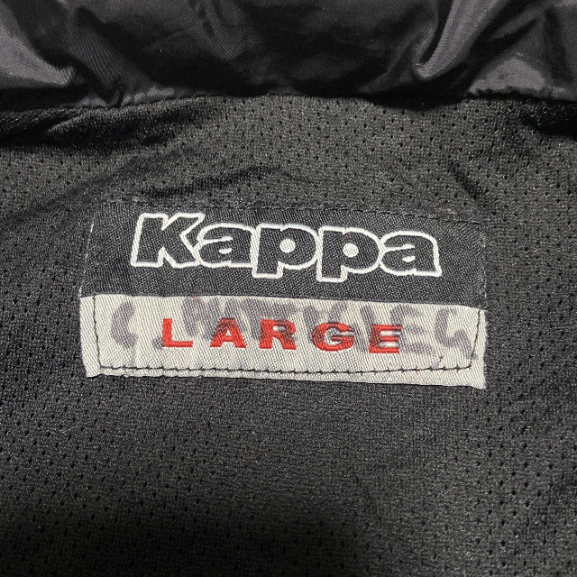 Kappa(カッパ)のシンプル kappa カッパ ナイロンジャケット チーム刺繍ワッペン ブラックL メンズのジャケット/アウター(ナイロンジャケット)の商品写真