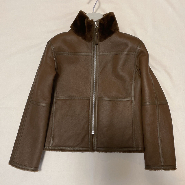 即完売/2022AW/HERMES/エルメス リバーシブルムートンジャケット 即完売/2022AW/HERMES/エルメス リバーシブルムートンジャケット