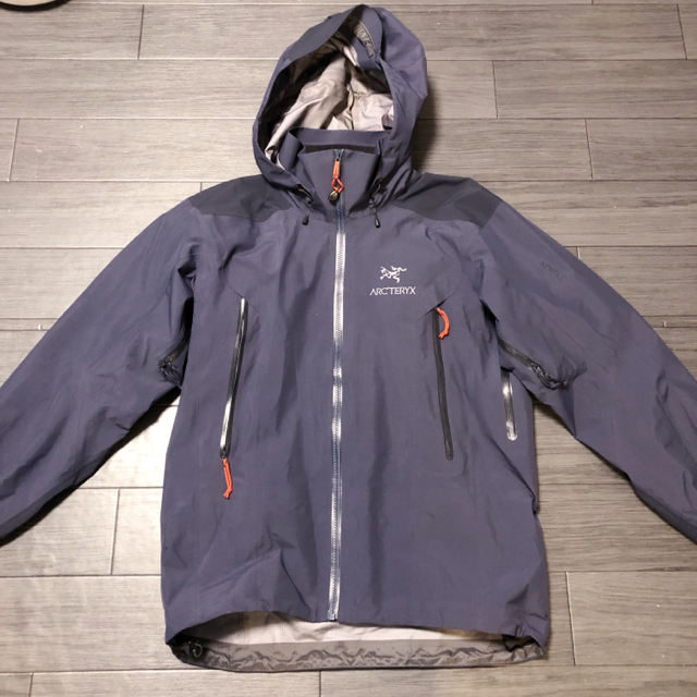 ARC'TERYX Beta AR JKTマウンテンパーカー ブルゾン