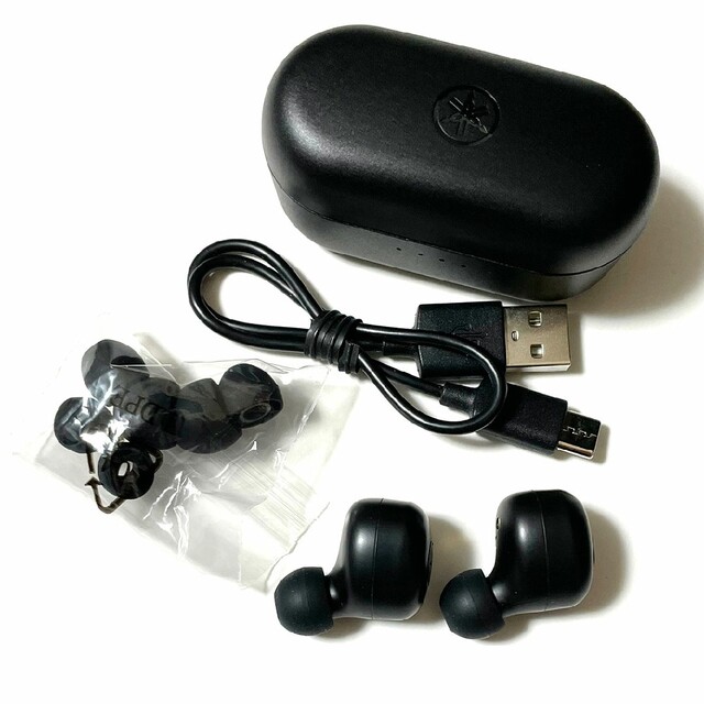 ヤマハ(ヤマハ)のYAMAHA　TW-E3B　美品　Bluetooth　ワイヤレス　イヤホン スマホ/家電/カメラのオーディオ機器(ヘッドフォン/イヤフォン)の商品写真