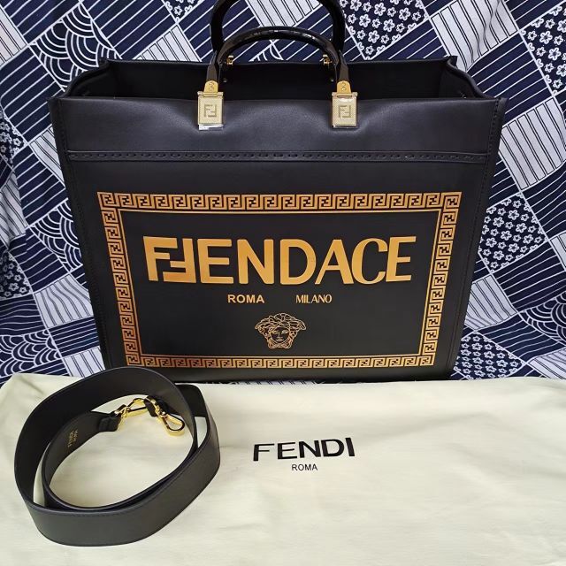 人気絶頂 FENDACE FENDI✖︎Versaceコラボトート 新品未使用