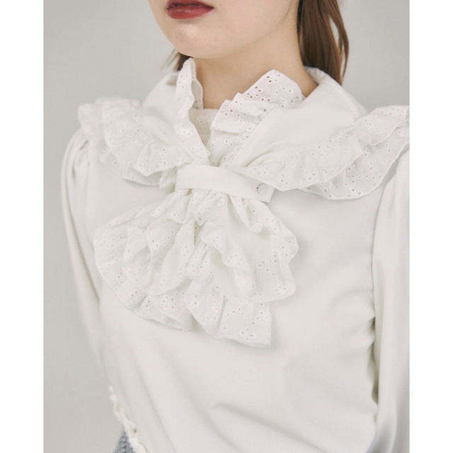 épine(エピヌ)のmiro tie blouse レディースのトップス(シャツ/ブラウス(長袖/七分))の商品写真