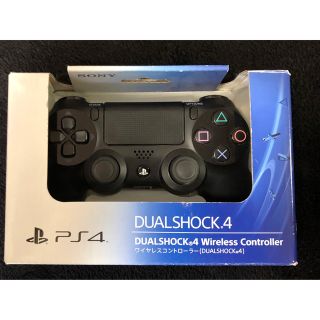 プレイステーション4(PlayStation4)の純正　PS4コントローラー DUALSHOCK4 ブラック(家庭用ゲーム機本体)