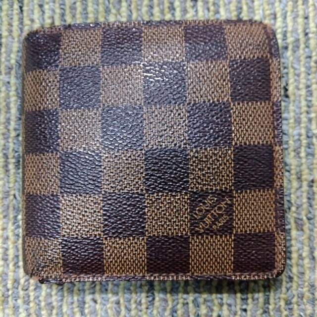 LOUIS VUITTON(ルイヴィトン)のルイヴィトンの二つ折り財布 メンズのファッション小物(折り財布)の商品写真