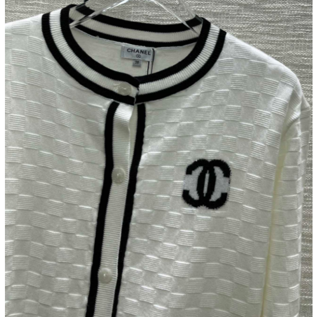 CHANELニットカーディガン