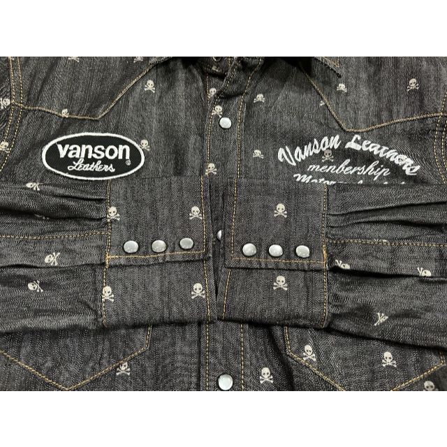 VANSON - *vanson ロゴ ワッペン 刺繍 スカル総柄 デニム VANSON - *vanson ロゴ ワッペン 刺繍 スカル総柄 デニム