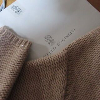非常にきれい　クチネリ　スパンコール　カシミヤ　シルク　ざっくりニット　セーター