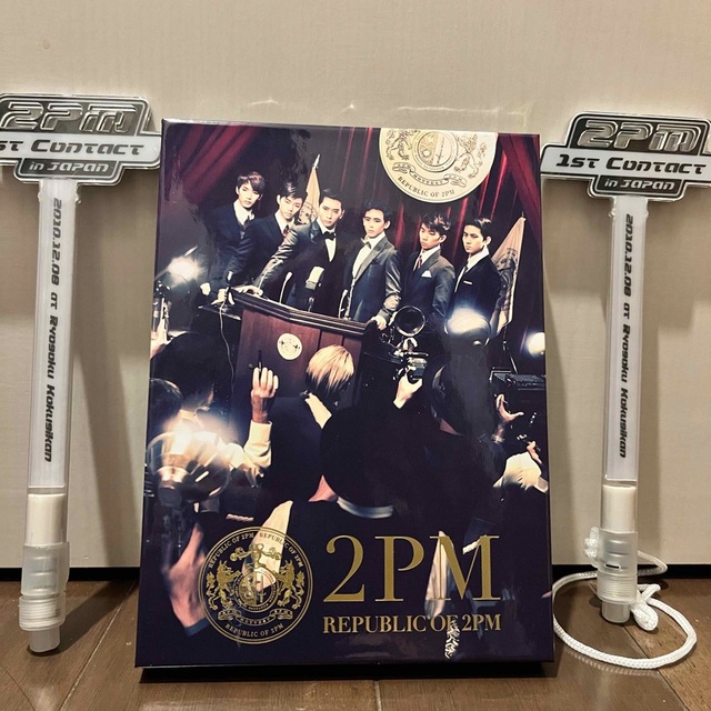 2PM(トゥーピーエム)のREPUBLIC OF 2PM（初回生産限定盤A）ペンライト エンタメ/ホビーのCD(K-POP/アジア)の商品写真