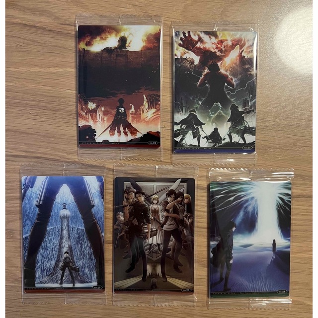 進撃の巨人　ウエハース エンタメ/ホビーのアニメグッズ(カード)の商品写真