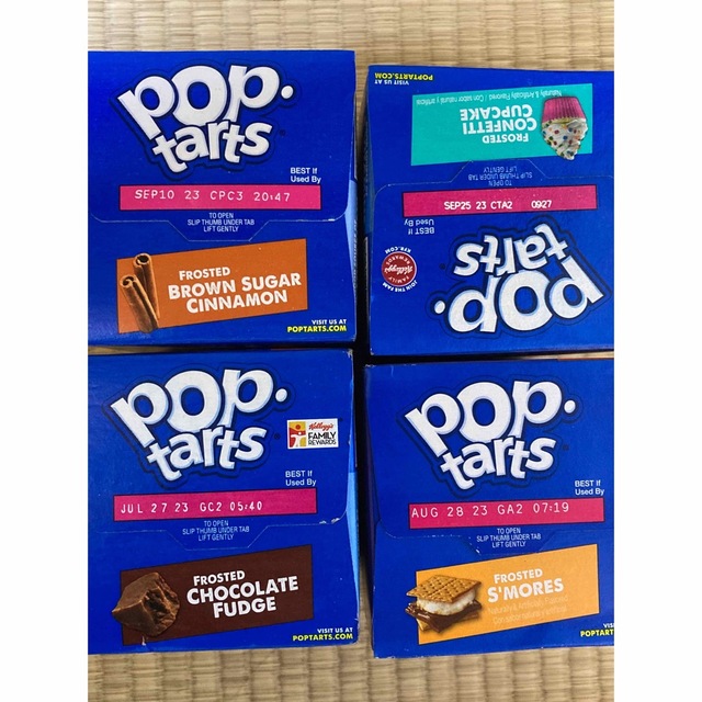 ふじこ様専用　Pop Tarts アメリカ　スモア　チョコレート　シナモン他 食品/飲料/酒の食品(菓子/デザート)の商品写真