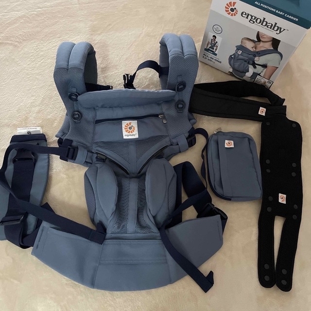 Ergobaby(エルゴベビー)のergo baby 抱っこ紐　omni360 carrier美品 キッズ/ベビー/マタニティの外出/移動用品(抱っこひも/おんぶひも)の商品写真