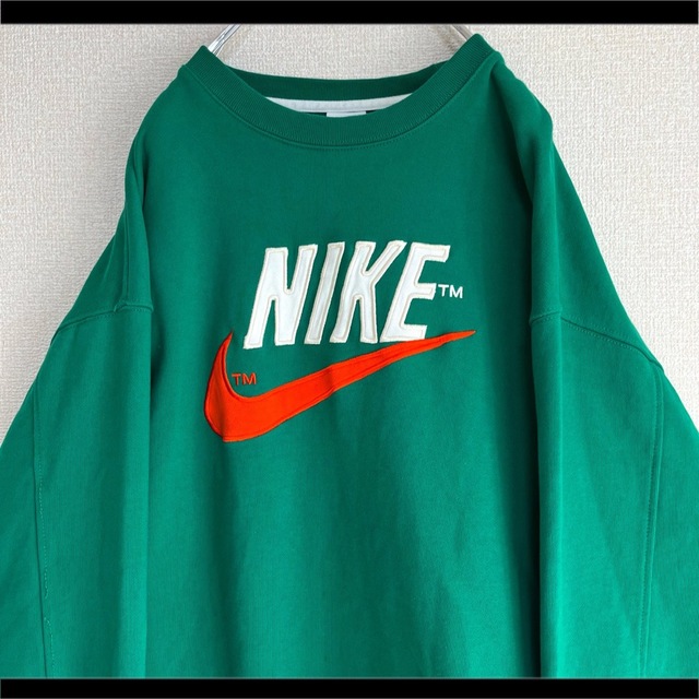 NIKE - NIKE スウェット トレーナー グリーン でかロゴ刺繍 ゆるだぼ