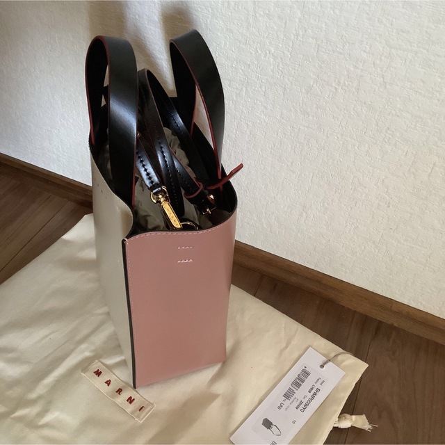 Marni(マルニ)のMARNI  マルニ   MUSEO ミュゼオ　バッグ レディースのバッグ(ショルダーバッグ)の商品写真