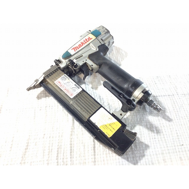 Makita - ☆中古品☆makita マキタ 常圧 50mm 仕上釘打機 AF502N Makita - ☆中古品☆makita マキタ 常圧 50mm 仕上釘打機 AF502N