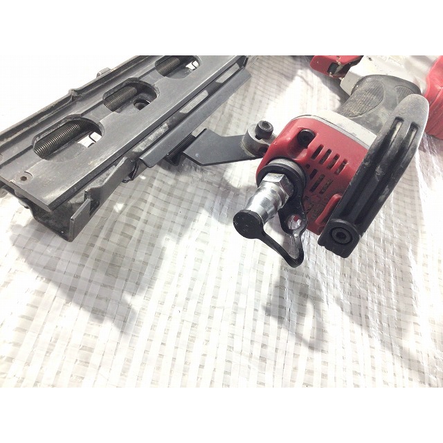 ☆中古品☆MAX マックス 常圧 ステープル用 エアタッカー TA ☆中古品☆MAX マックス 常圧 ステープル用 エアタッカー TA