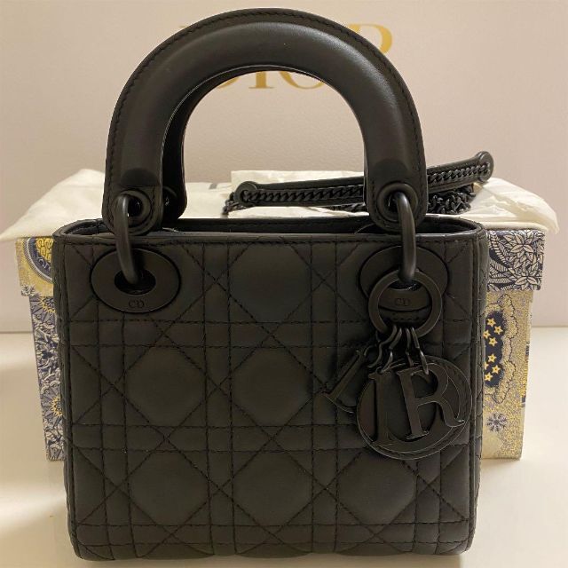 定番のお歳暮 Dior - カーフスキン ウルトラマット レディディオール ミニバッグカナージュ おまけ付☆ ショルダーバッグ 定番のお歳暮 Dior - カーフスキン ウルトラマット レディディオール ミニバッグカナージュ おまけ付☆ ショルダーバッグ