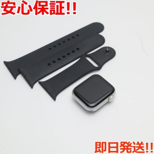 Apple(アップル)の新品同様 Apple Watch SE GPS 40mm  シルバー スマホ/家電/カメラのスマホ/家電/カメラ その他(その他)の商品写真