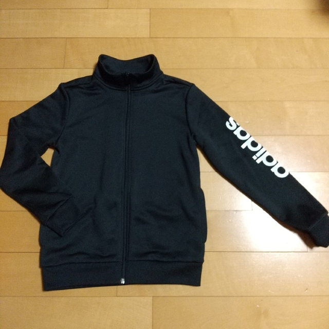 adidas(アディダス)のadidas ジャージ 上着 140 キッズ/ベビー/マタニティのキッズ服男の子用(90cm~)(ジャケット/上着)の商品写真