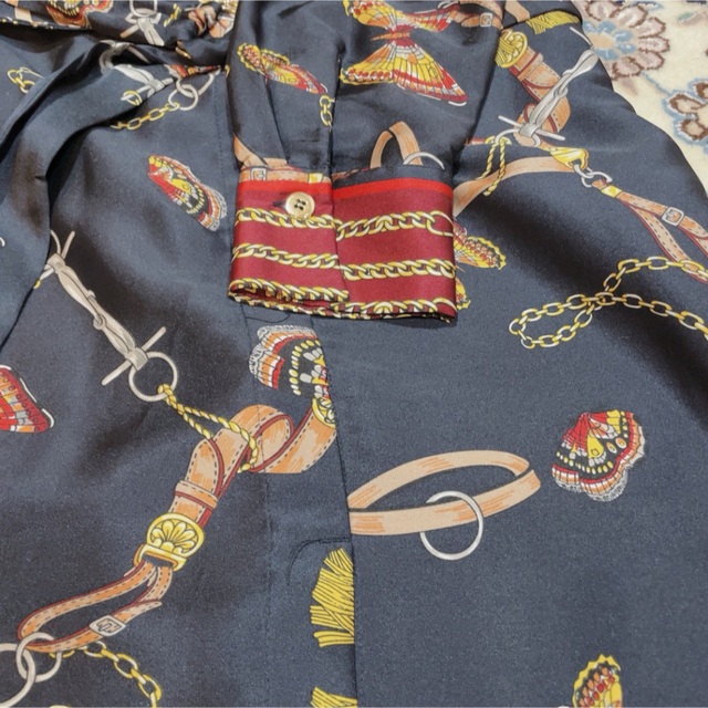 ZARA(ザラ)のzara スカーフ柄ワンピース　XS レディースのワンピース(ロングワンピース/マキシワンピース)の商品写真