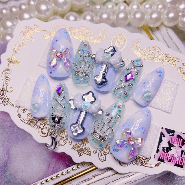 ¥1700*ブラックパーティ*ネイルチップ 付け爪 ゴールド 黒 蝶々 ギャル