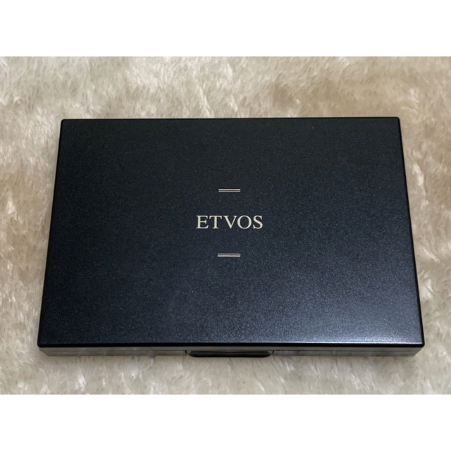 ETVOS(エトヴォス)のエトヴォス　ファンデーションケース コスメ/美容のベースメイク/化粧品(ファンデーション)の商品写真
