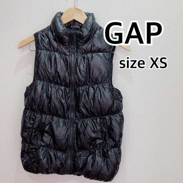 GAP(ギャップ)の[訳あり]Gap ギャップ　ダウンベスト　XS ブラック レディースのジャケット/アウター(ダウンベスト)の商品写真