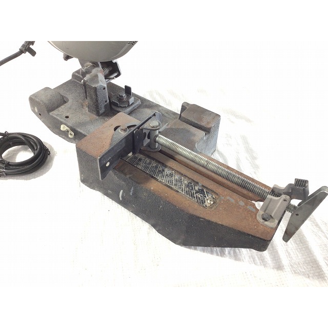 Makita - ☆中古品☆makita マキタ 100V ポータブルバンドソー Makita - ☆中古品☆makita マキタ 100V ポータブルバンドソー
