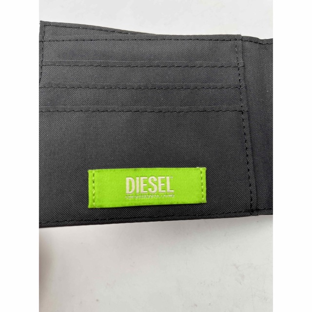 DIESEL(ディーゼル)のディーゼル DIESEL  ブラック 財布 メンズ  二つ折り財布 軽い コスメ/美容のコスメ/美容 その他(その他)の商品写真