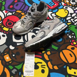 アベイシングエイプ(A BATHING APE)のAPE BAPE  KAWS New Balance 2002R 27.5cm(スニーカー)