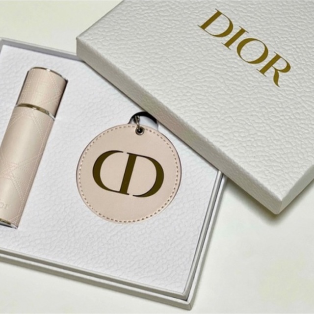 Christian Dior(クリスチャンディオール)のDior ノベルティ コスメ/美容のコスメ/美容 その他(その他)の商品写真