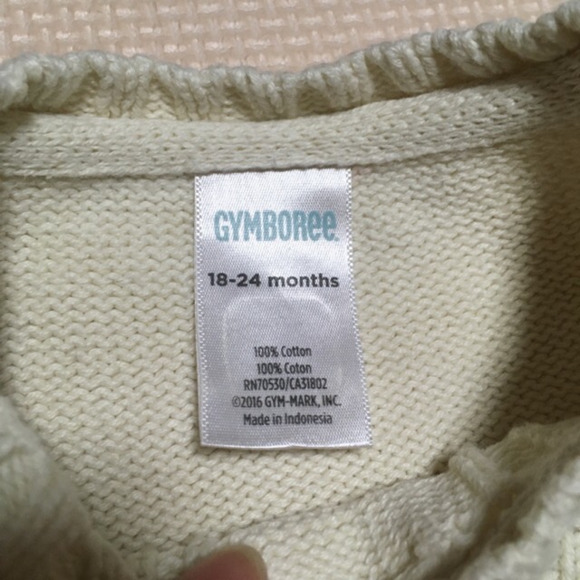 GYMBOREE(ジンボリー)のジンボリー 長袖ニット 18-24m オフホワイト キッズ/ベビー/マタニティのベビー服(~85cm)(ニット/セーター)の商品写真