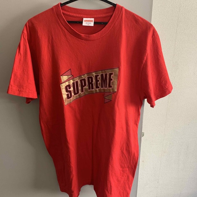 Supreme(シュプリーム)のシュプリームロゴTシャツ メンズのトップス(Tシャツ/カットソー(半袖/袖なし))の商品写真