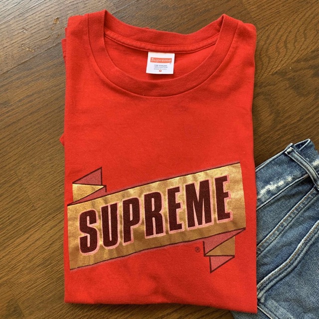 Supreme(シュプリーム)のシュプリームロゴTシャツ メンズのトップス(Tシャツ/カットソー(半袖/袖なし))の商品写真