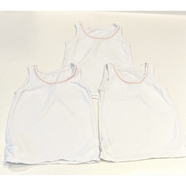ユニクロ　メッシュインナー　80サイズ ３枚セット　タンクトップ　UNIQLO キッズ/ベビー/マタニティのベビー服(~85cm)(肌着/下着)の商品写真