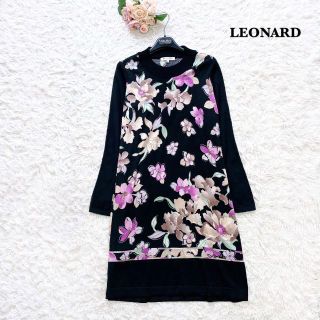 レオナール(LEONARD)の【美品】LEONARD　ニットワンピース　ひざ丈　花柄　大きいサイズ　42(ひざ丈ワンピース)