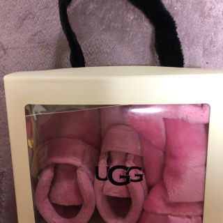 アグ(UGG)のUGG ブーツ　ベビーキッズ　12、5センチ(ブーツ)