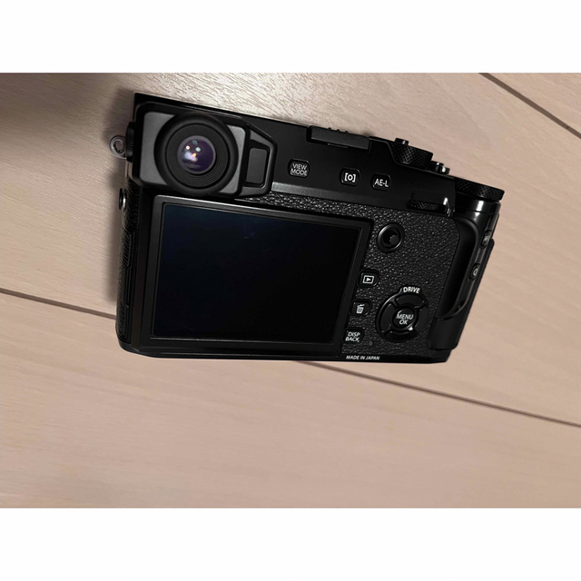 富士フイルム(フジフイルム)のFUJIFILM X-PRO2 ボディ スマホ/家電/カメラのカメラ(ミラーレス一眼)の商品写真