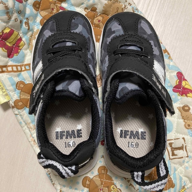 IFME(イフミー)のIFME  イフミー スニーカー 16cm キッズ/ベビー/マタニティのキッズ靴/シューズ(15cm~)(スニーカー)の商品写真