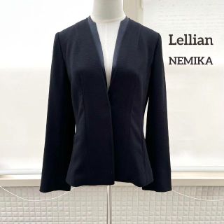 レリアン(leilian)の美品♡レリアン＊ネミカ　カラーレスジャケット　ノーカラー　ネイビー　洗える　9号(ノーカラージャケット)