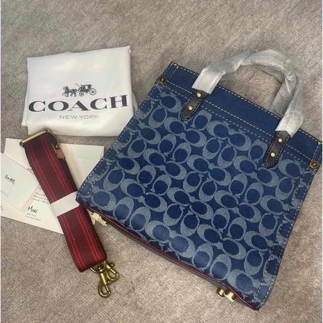 COACH コーチ フィールドトート22 シグネチャ インディゴ 青 デニム