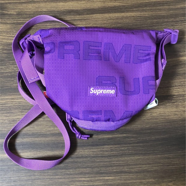 Supreme(シュプリーム)のシュプリーム Supreme 2021年秋冬 Neck Pouch Bag メンズのバッグ(ショルダーバッグ)の商品写真