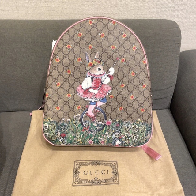 得価即納】 Gucci - GUCCI × ヒグチユウコ コラボ うさぎ柄リュックの