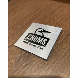 チャムス(CHUMS)のCHUMS チャムス メタル調タイルステッカー　シール　ロゴ黒(その他)