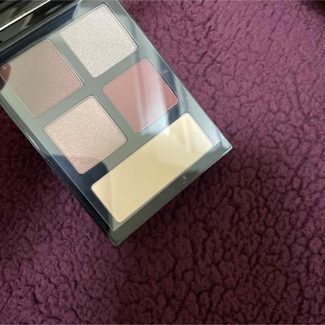 BOBBI BROWN(ボビイブラウン)のBOBBI BROWN アイシャドウパレット コスメ/美容のベースメイク/化粧品(アイシャドウ)の商品写真